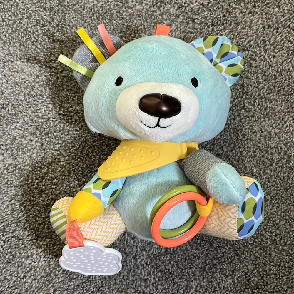 Skip Hop “bandana buddies activity toy” bear